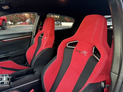 Used 2019 Honda Civic Type R image 25