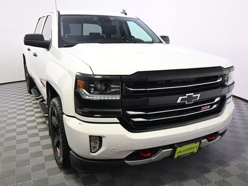 Used 2018 Chevrolet Silverado 1500 LTZ Z71 w/ Redline Edition image 9