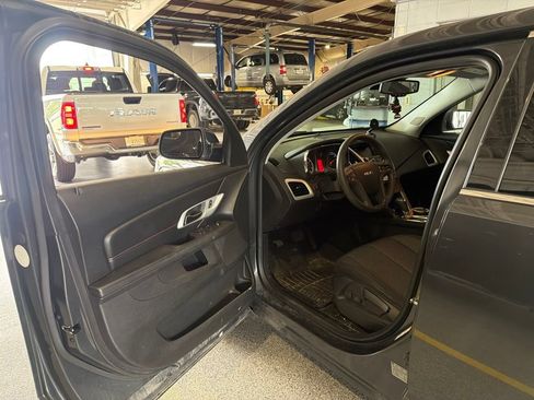 Used 2017 GMC Terrain SLE FWD image 5