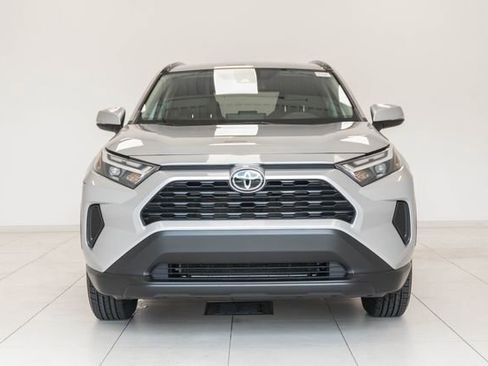 Used 2024 Toyota RAV4 XLE FWD image 6
