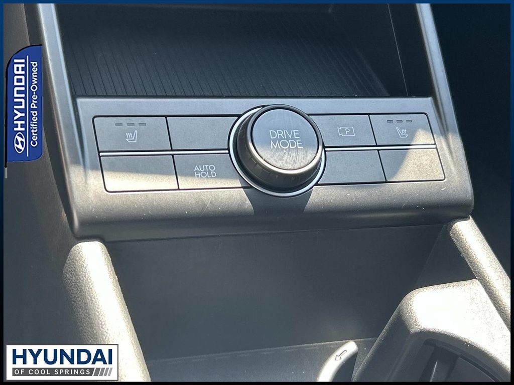 Used 2024 Hyundai Kona SEL FWD image 34