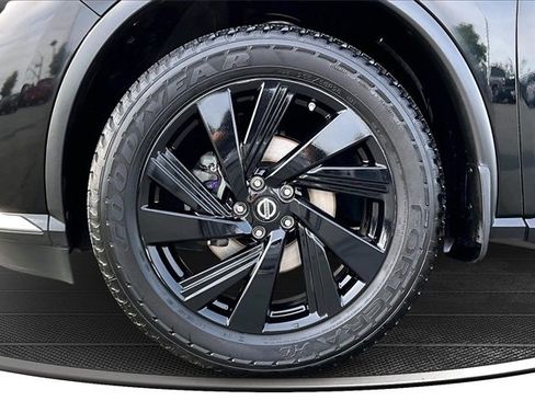 Certified 2017 Nissan Murano Platinum w/ Platinum Technology Package image 34