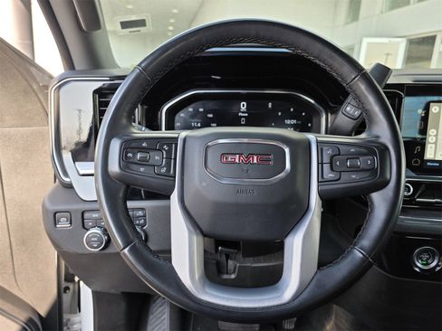 Used 2024 GMC Sierra 1500 SLT image 24