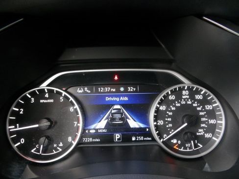 Certified 2024 Nissan Murano SV image 39