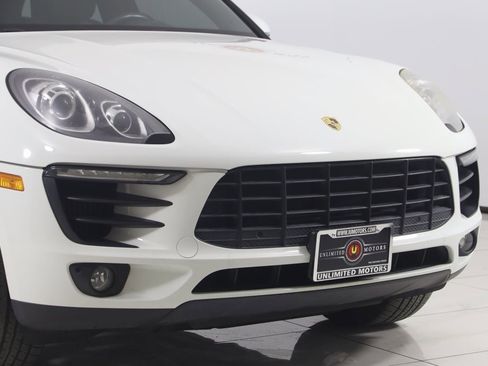 Used 2015 Porsche Macan S image 38