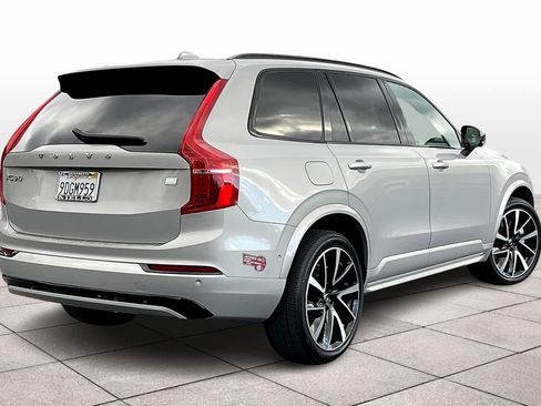 Used 2023 Volvo XC90 T8 Ultimate w/ Lounge Package image 16