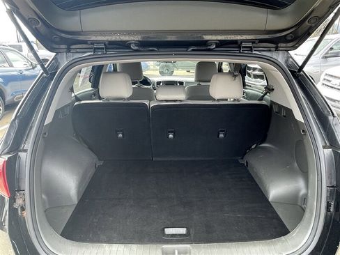 Used 2019 Kia Sportage LX FWD image 18