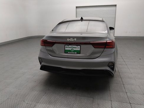 Used 2023 Kia Forte LXS FWD image 7