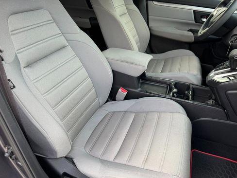 Used 2017 Honda CR-V LX image 25