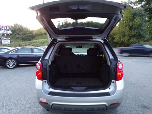 Used 2011 Chevrolet Equinox LT w/ Driver Convenience Package image 38