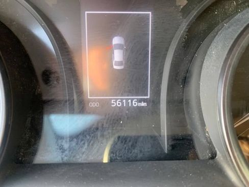 Used 2024 Toyota Camry SE FWD image 18