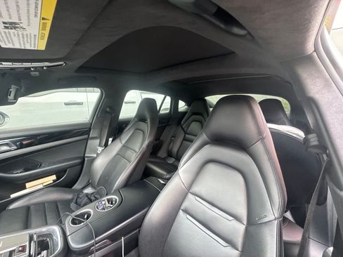 Used 2019 Porsche Panamera 4 AWD/4WD image 11