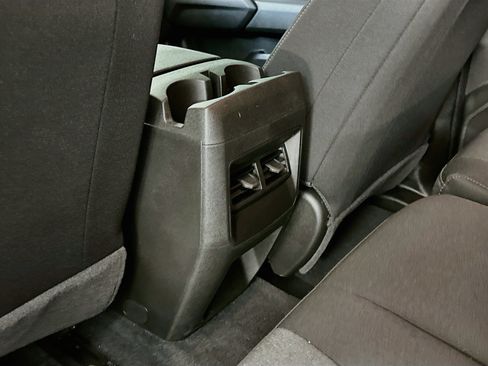 Used 2025 Chevrolet Colorado Trail Boss AWD/4WD image 28