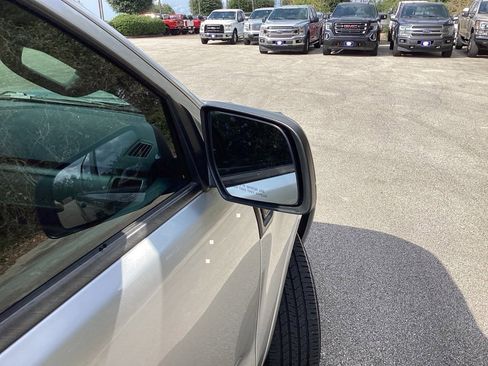 Used 2019 Ford Ranger XLT w/ Equipment Group 301A Mid image 21