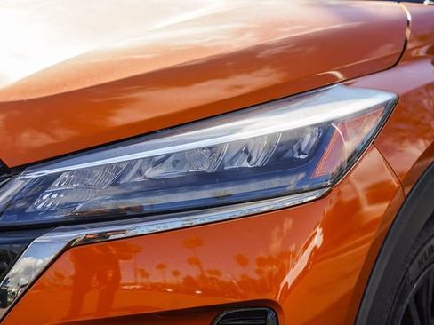 Used 2023 Nissan Kicks SR w/ SR Premium Package image 6