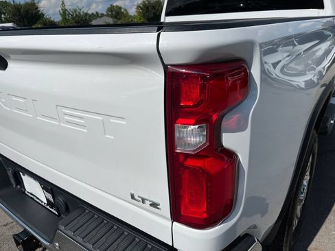 Used 2020 Chevrolet Silverado 2500 LTZ w/ LTZ Plus Package AWD/4WD image 45