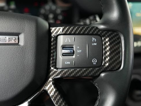 Used 2023 Land Rover Defender 130 X-Dynamic SE AWD/4WD image 24