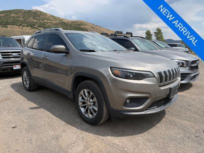 Used 2019 Jeep Cherokee Latitude Plus w/ Comfort/Convenience Group