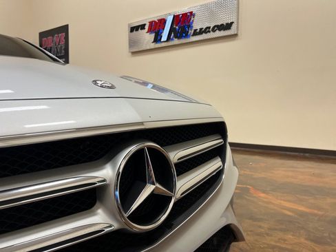 Used 2017 Mercedes-Benz E 300 image 45