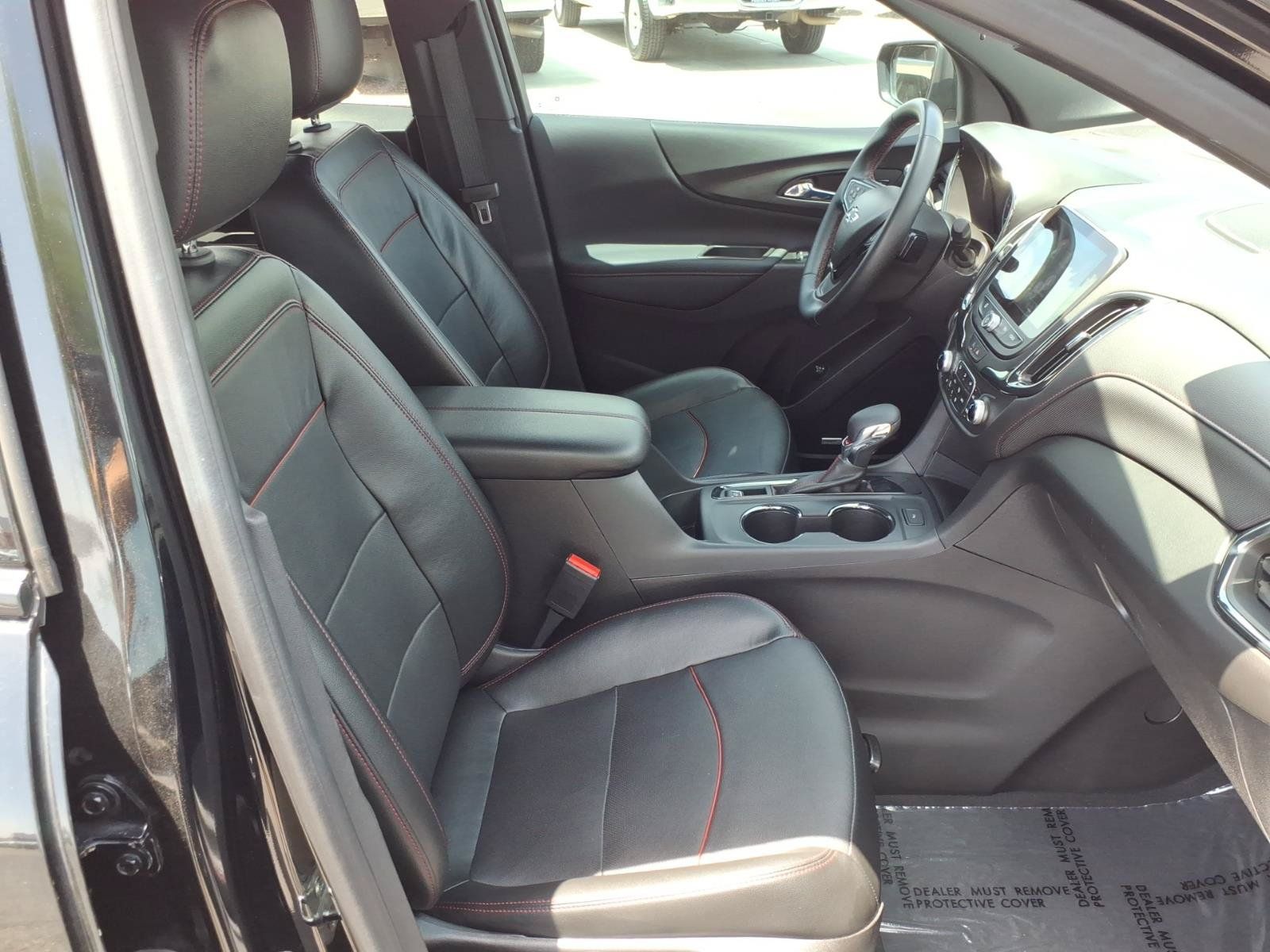 Used 2024 Chevrolet Equinox RS w/ RS Leather Package FWD image 11