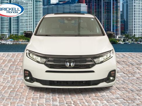 Certified 2025 Honda Odyssey Sport-L image 2
