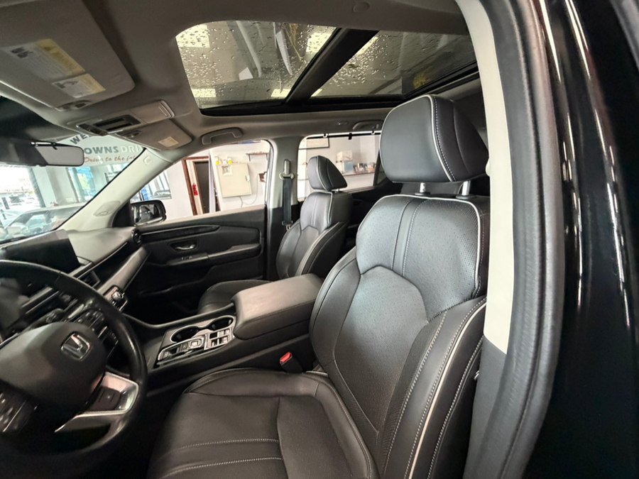 Used 2023 Honda Pilot Elite image 26