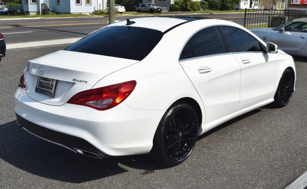 Used 2019 Mercedes-Benz CLA 250 4MATIC w/ Premium Package image 13