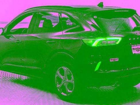 Used 2023 Ford Escape ST-Line w/ Tech Pack #1 FWD image 4