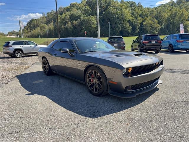 Used 2016 Dodge Challenger SRT Hellcat RWD image 4