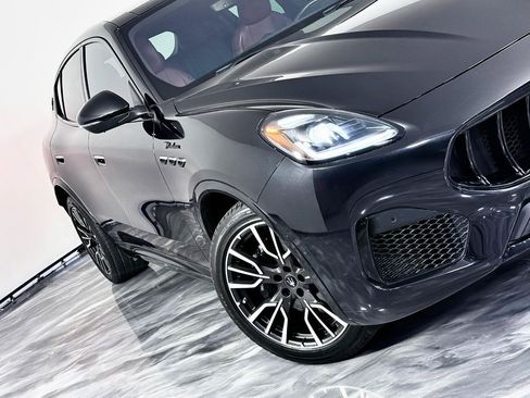 Used 2023 Maserati Grecale Modena AWD/4WD image 4