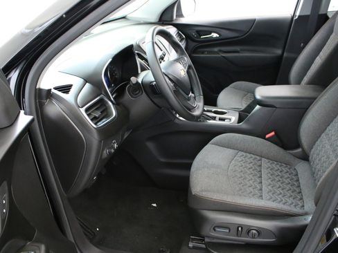 Certified 2024 Chevrolet Equinox LT w/ LPO, Floor Liner Package AWD/4WD image 24
