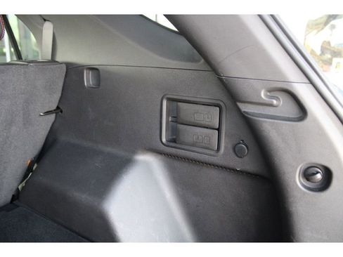 Used 2023 Chevrolet Equinox RS image 32