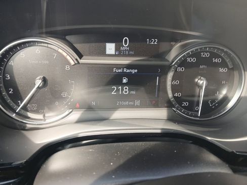 Certified 2025 Cadillac XT5 Premium Luxury image 5