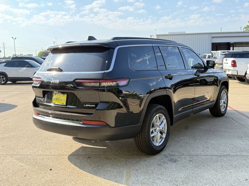 New 2025 Jeep Grand Cherokee L Laredo image 7
