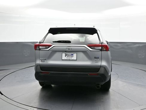 Certified 2021 Toyota RAV4 XLE image 7