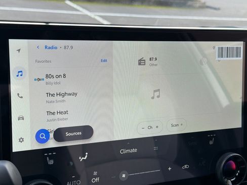 New 2026 Subaru Solterra Premium image 18