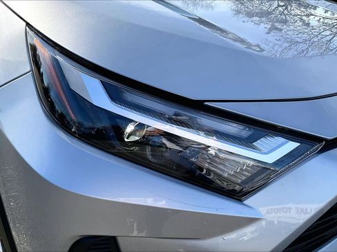 Certified 2025 Toyota RAV4 LE image 27