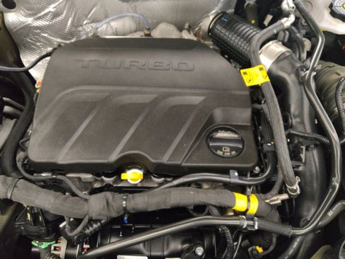 Used 2024 Chevrolet Trax LS FWD image 30