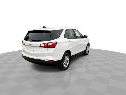 Certified 2020 Chevrolet Equinox LS w/ LS Convenience Package image 8