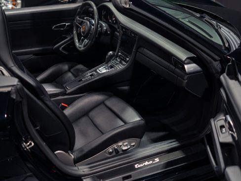Used 2017 Porsche 911 Turbo S AWD/4WD image 2