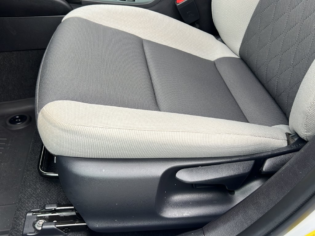 Used 2025 Toyota Corolla LE FWD image 16