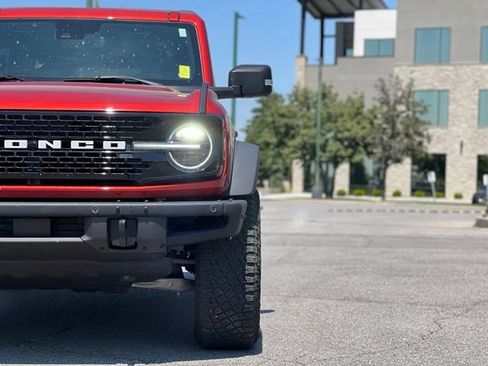 Used 2024 Ford Bronco Wildtrak AWD/4WD image 11