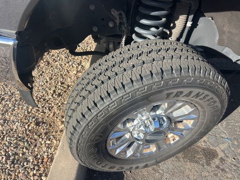 Used 2018 Ford F250 XLT w/ XLT Premium Package image 7