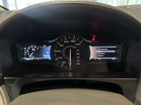 Used 2011 Lincoln MKX AWD w/ 101A Rapid Spec Order Code image 8