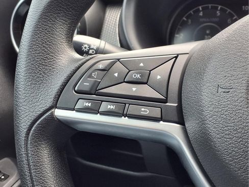 Used 2022 Nissan Kicks SV FWD image 20