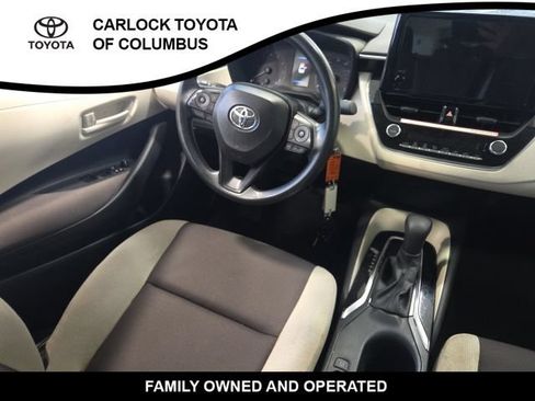 Used 2025 Toyota Corolla LE FWD image 17