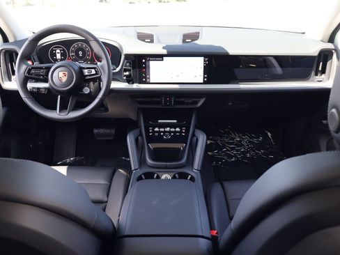 New 2026 Porsche Cayenne AWD/4WD image 21