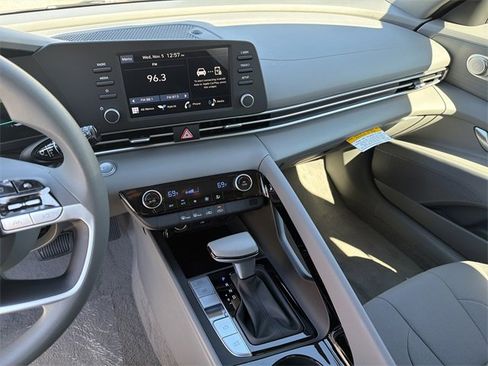 New 2026 Hyundai Elantra Blue image 27