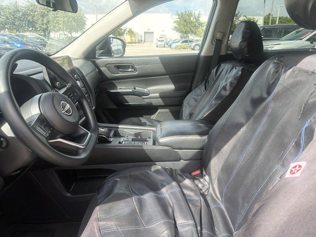 Certified 2024 Nissan Pathfinder S FWD image 13