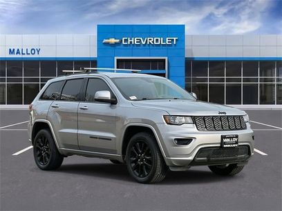 Used 2017 Jeep Grand Cherokee Altitude